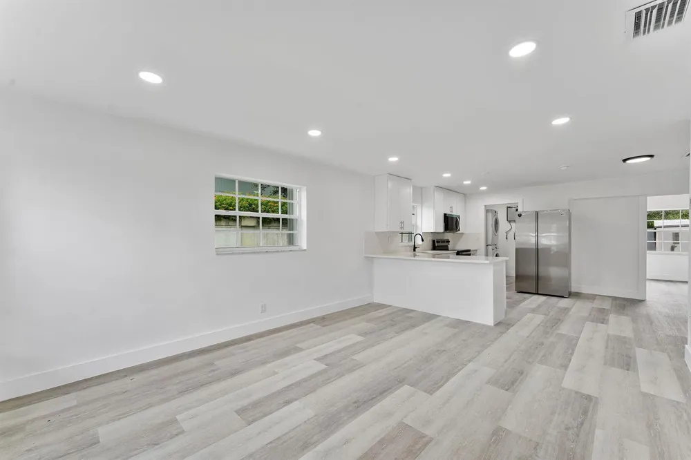 441 NW 2ND AVENUE Deerfield Beach, FL 33441