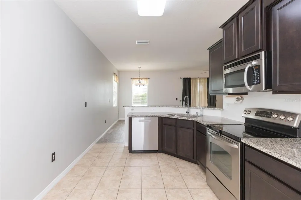 36108 LAGUNA HILLS CIRCLE Zephyrhills, FL 33541