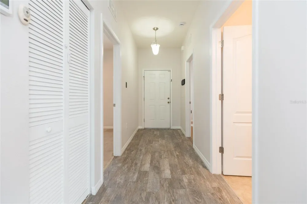 36108 LAGUNA HILLS CIRCLE Zephyrhills, FL 33541