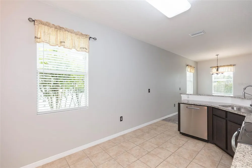 36108 LAGUNA HILLS CIRCLE Zephyrhills, FL 33541