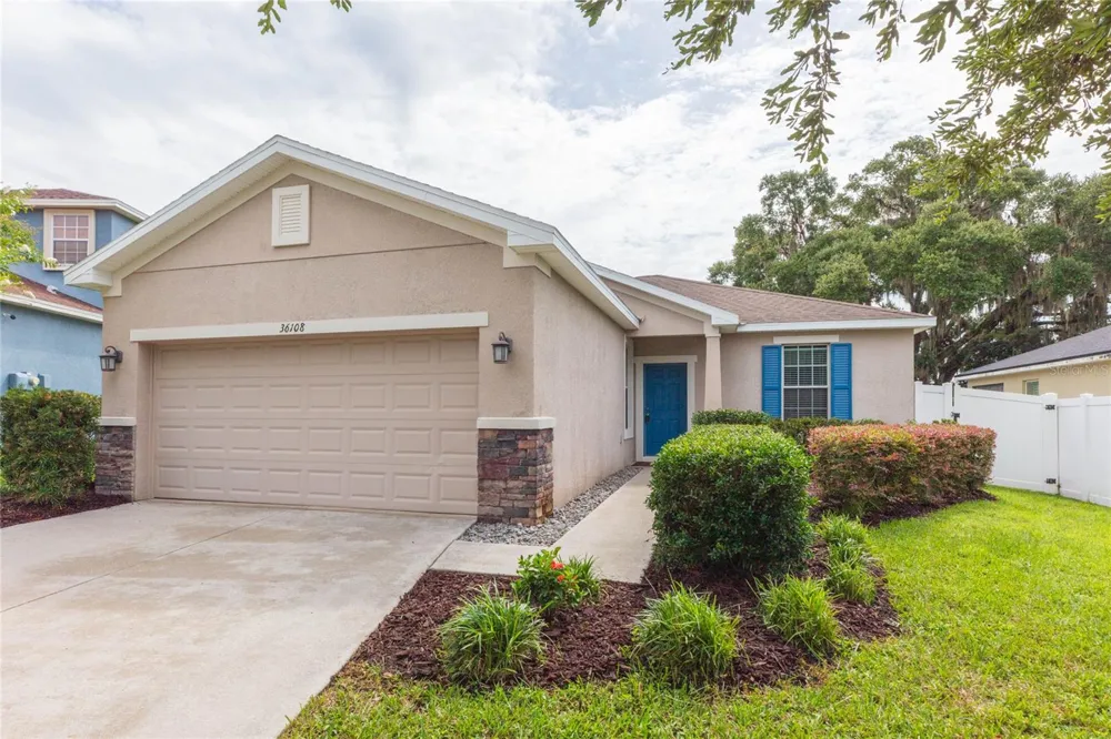 36108 LAGUNA HILLS CIRCLE Zephyrhills, FL 33541