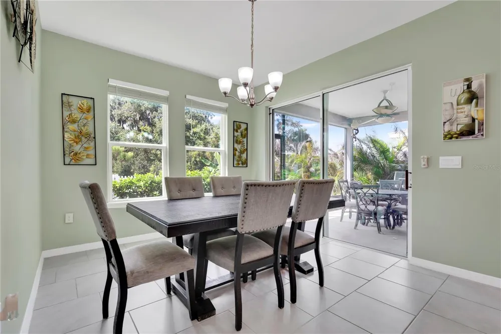 1621 PARK SIDE AVENUE Kissimmee, FL 34744