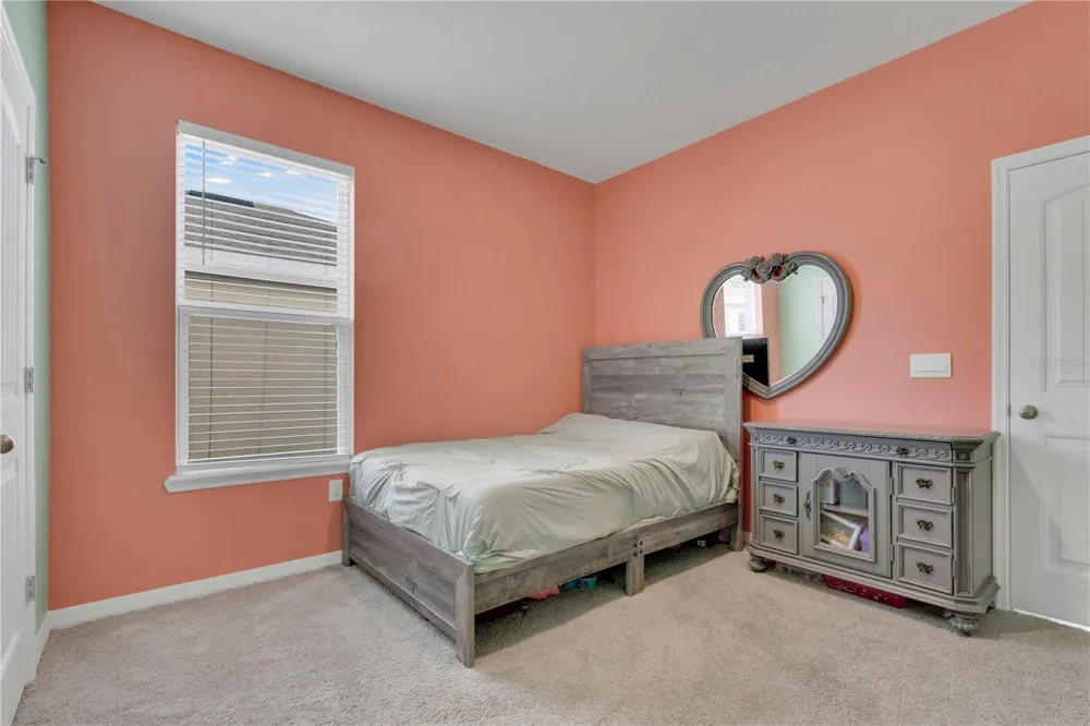 1621 PARK SIDE AVENUE Kissimmee, FL 34744