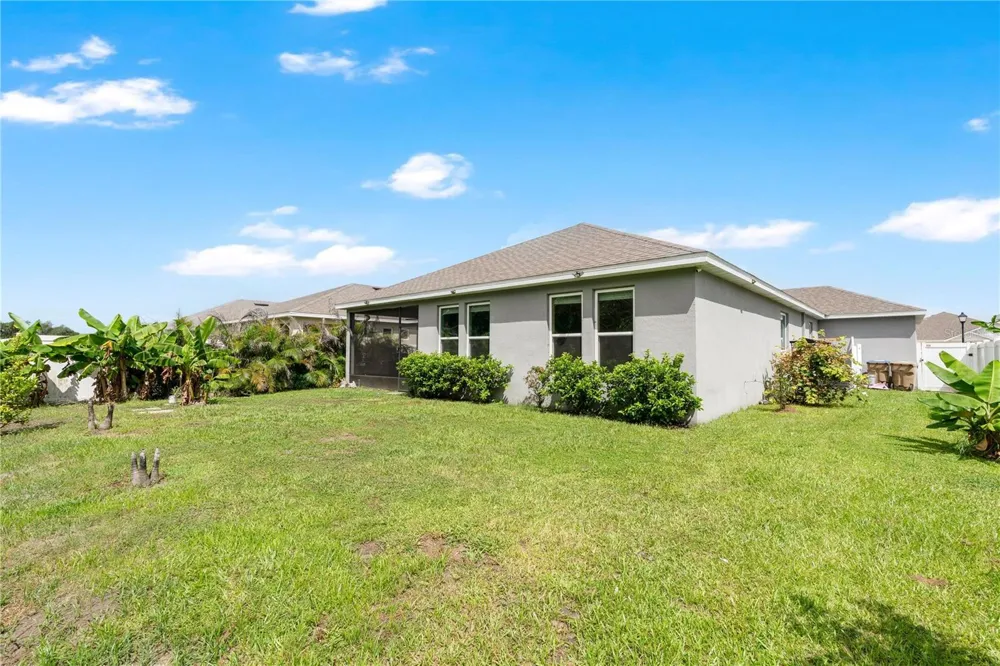 1621 PARK SIDE AVENUE Kissimmee, FL 34744