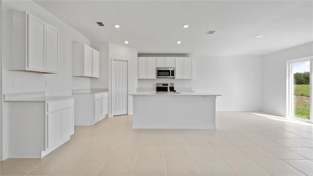 1947 PINE MEADOWS GOLFCOURSE ROAD Eustis, FL 32726