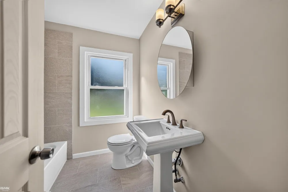27401 S River Rd Road Harrison Charter Township, MI 48045