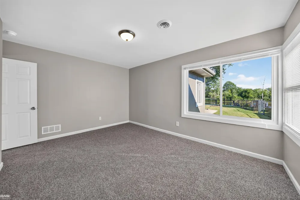 27401 S River Rd Road Harrison Charter Township, MI 48045