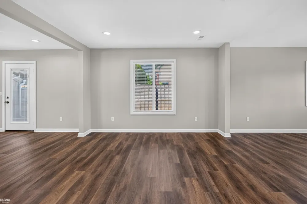 27401 S River Rd Road Harrison Charter Township, MI 48045