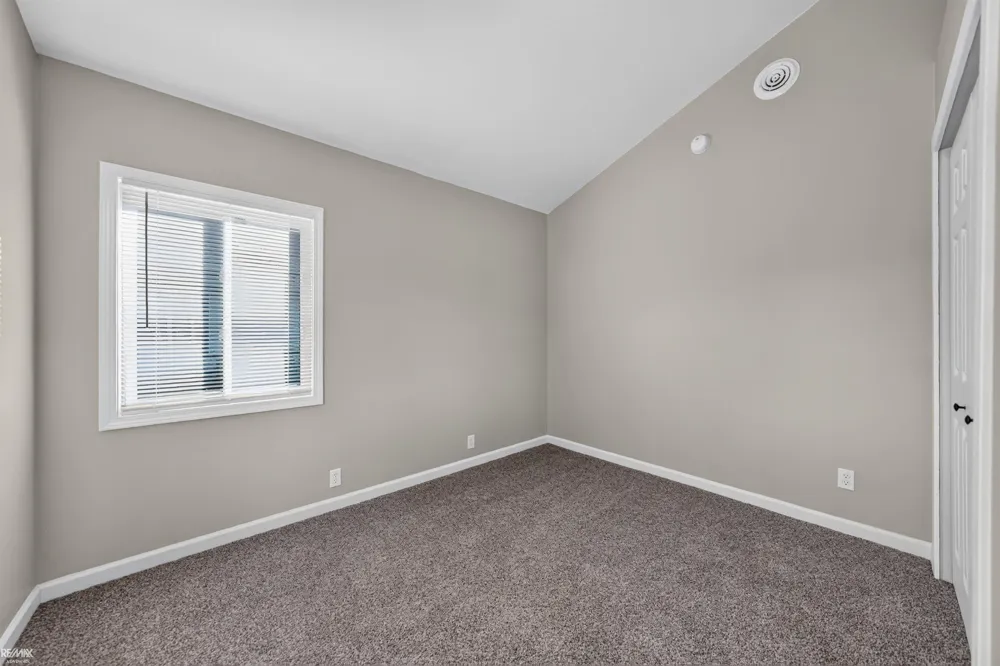 27401 S River Rd Road Harrison Charter Township, MI 48045