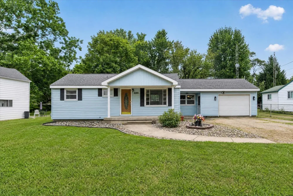 6162 Sandy Lane Burton City, MI 48519