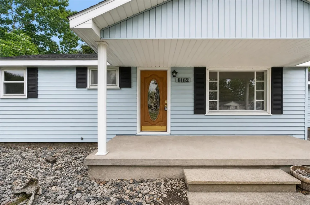 6162 Sandy Lane Burton City, MI 48519