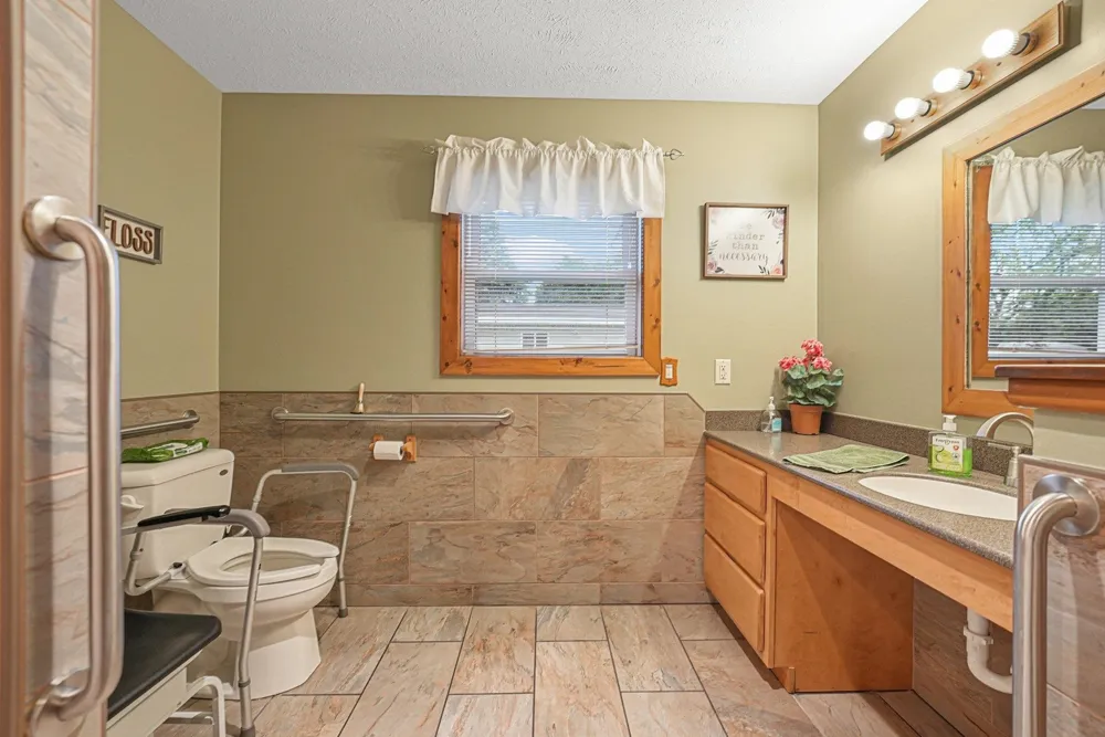 5840 Culver Road Garfield Charter Township, MI 49685