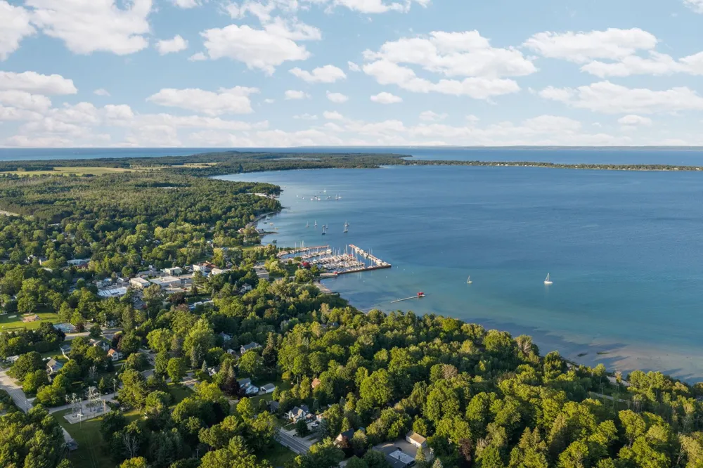Vincer Way Leelanau Township, MI 49670