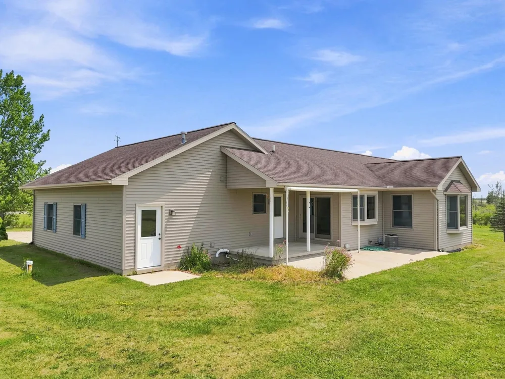 11650 S Burkett Road Riverside Township, MI 49665