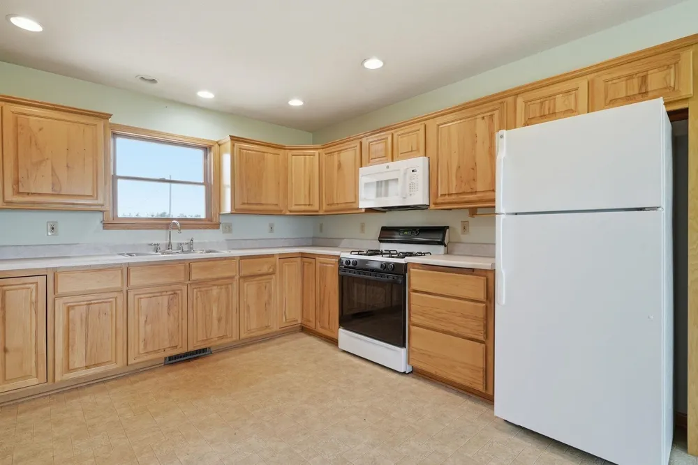 11650 S Burkett Road Riverside Township, MI 49665