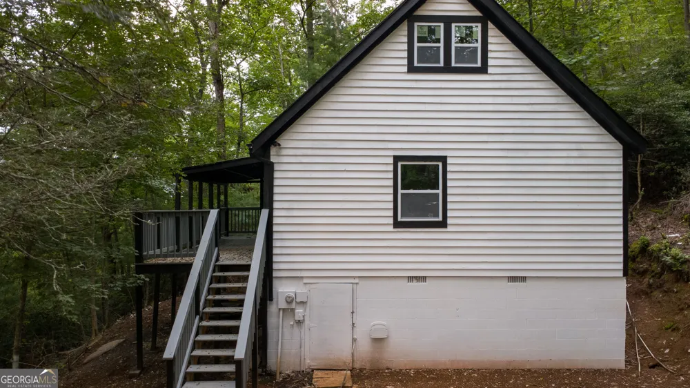 209 Ashley LN Dahlonega, GA 30533