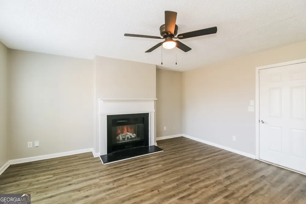 5991 Waggoner CT Rex, GA 30273