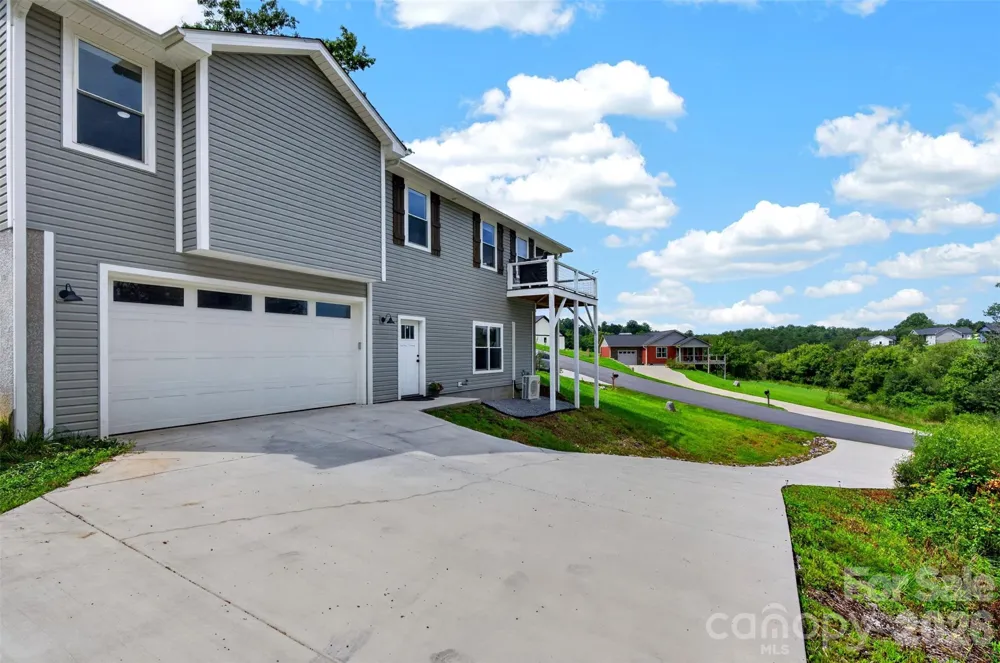 932 Morlin Acres Drive Marshall, NC 28753