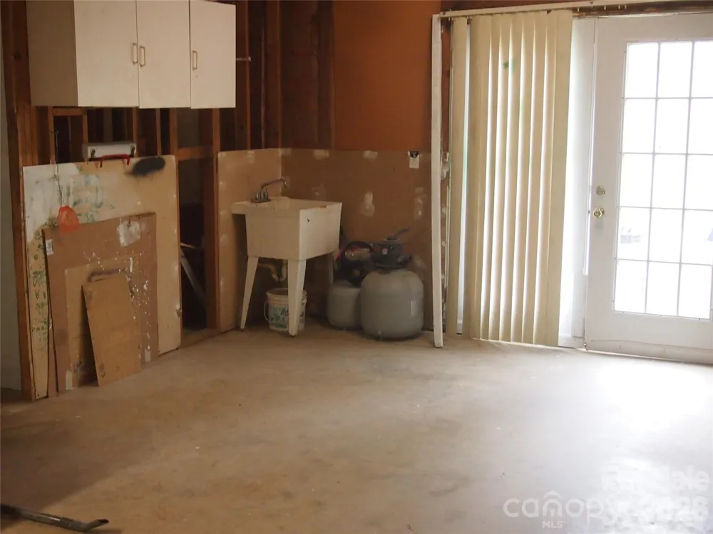 5164 Ralph Winchester Road Lenoir, NC 28645