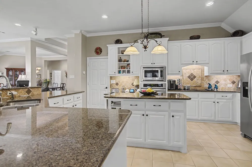 319 Lakewood Drive Trophy Club, TX 76262