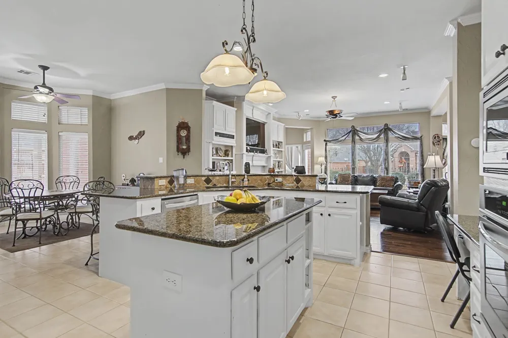 319 Lakewood Drive Trophy Club, TX 76262