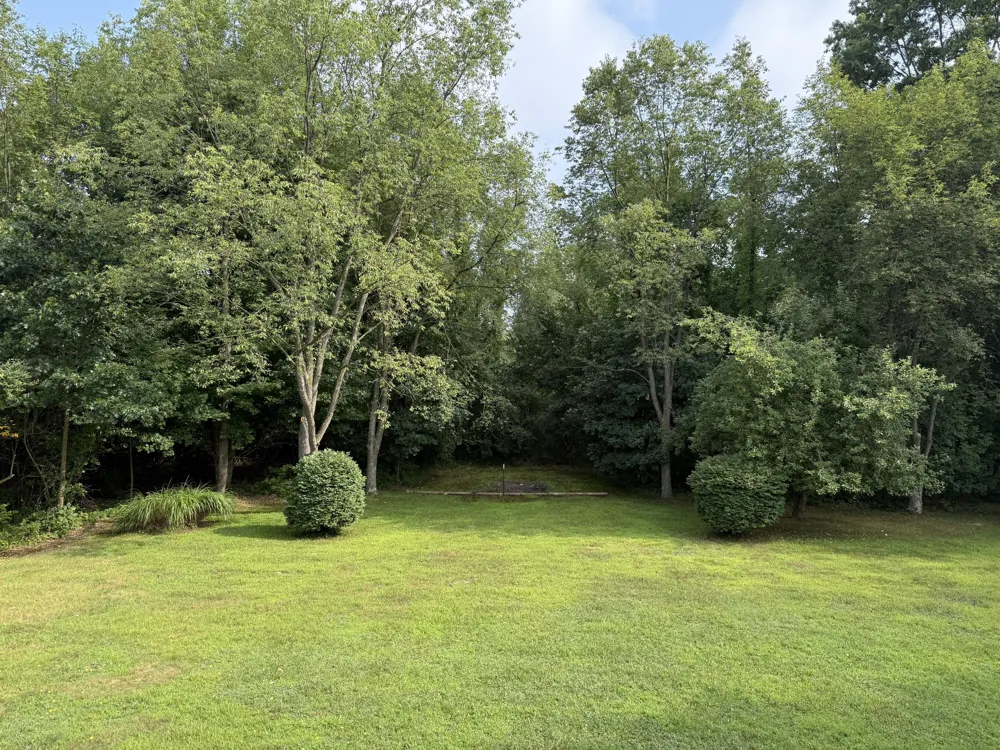 16711 CD AVENUE E Augusta, MI 49012