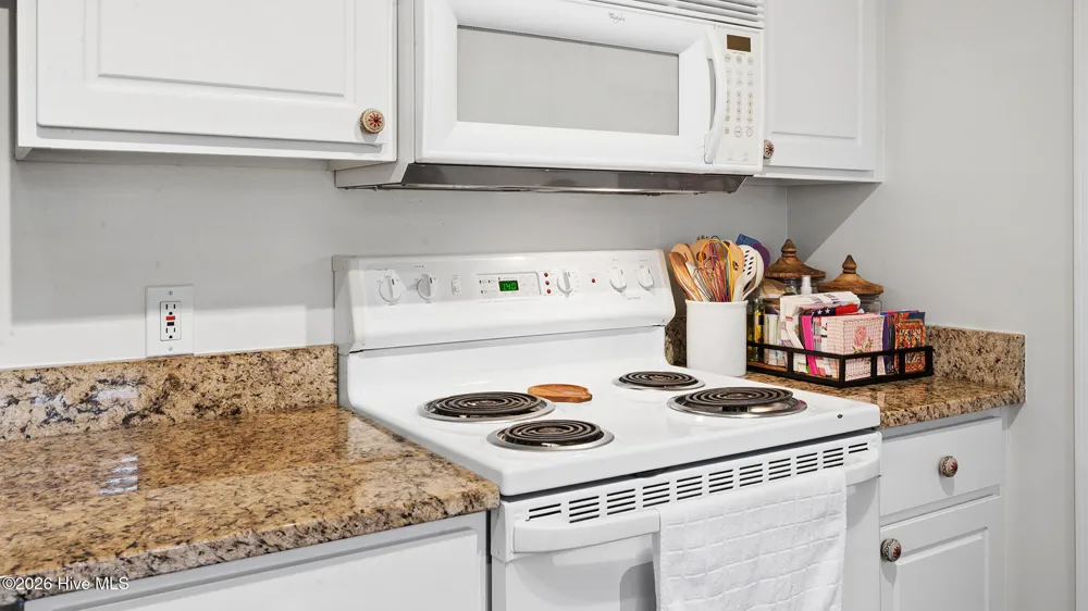 2209 Locksley Woods Drive #E Greenville, NC 27858