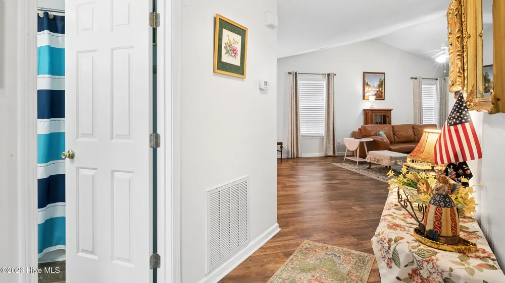 2209 Locksley Woods Drive #E Greenville, NC 27858