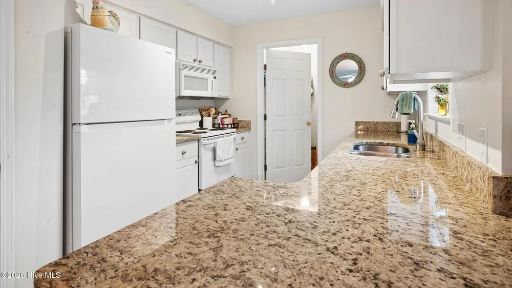 2209 Locksley Woods Drive #E Greenville, NC 27858