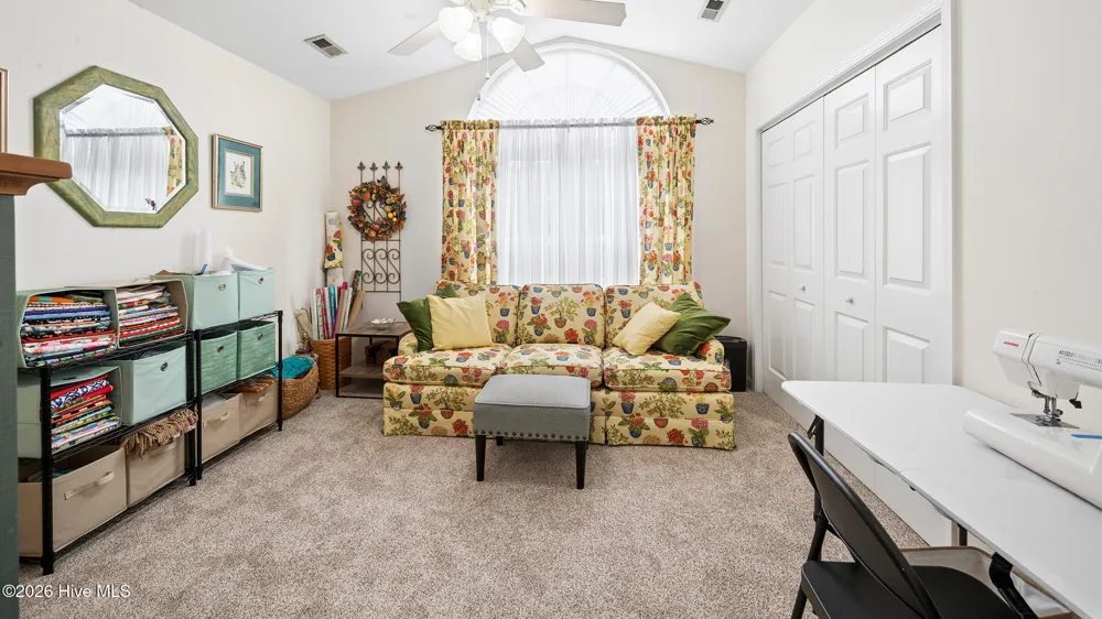2209 Locksley Woods Drive #E Greenville, NC 27858
