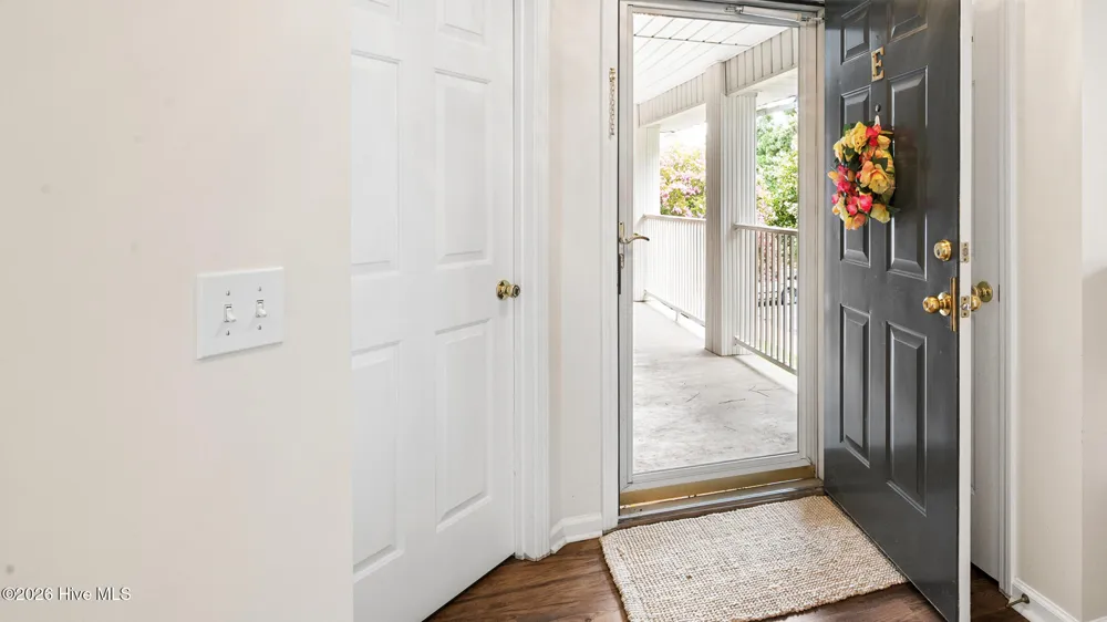 2209 Locksley Woods Drive #E Greenville, NC 27858