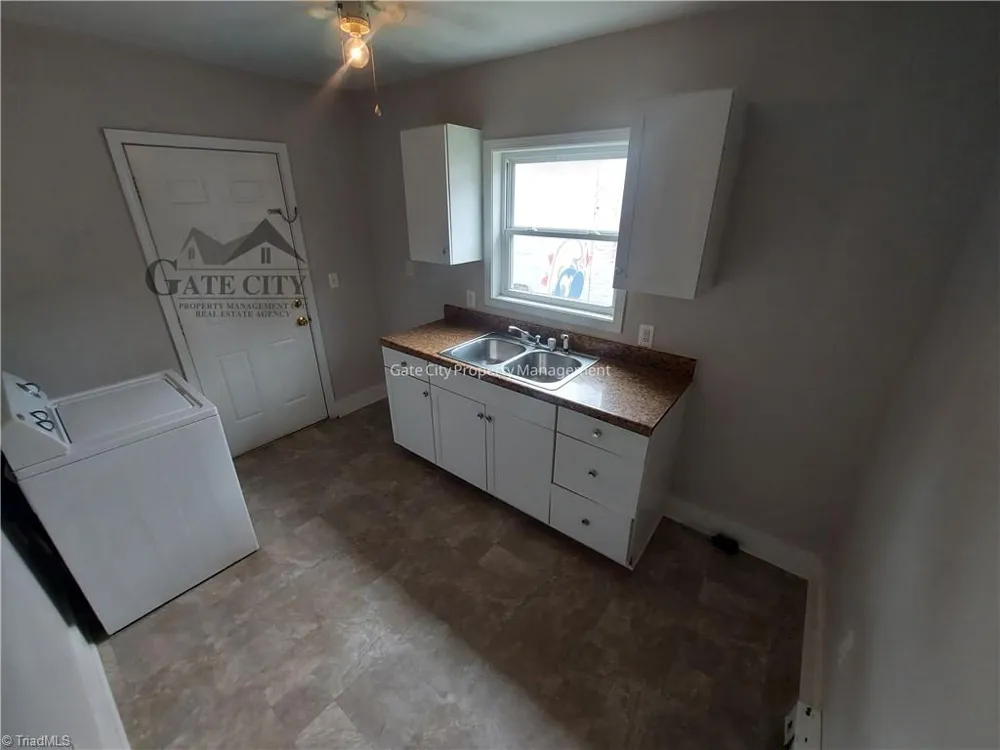 341 Ennis Street #B High Point, NC 27260