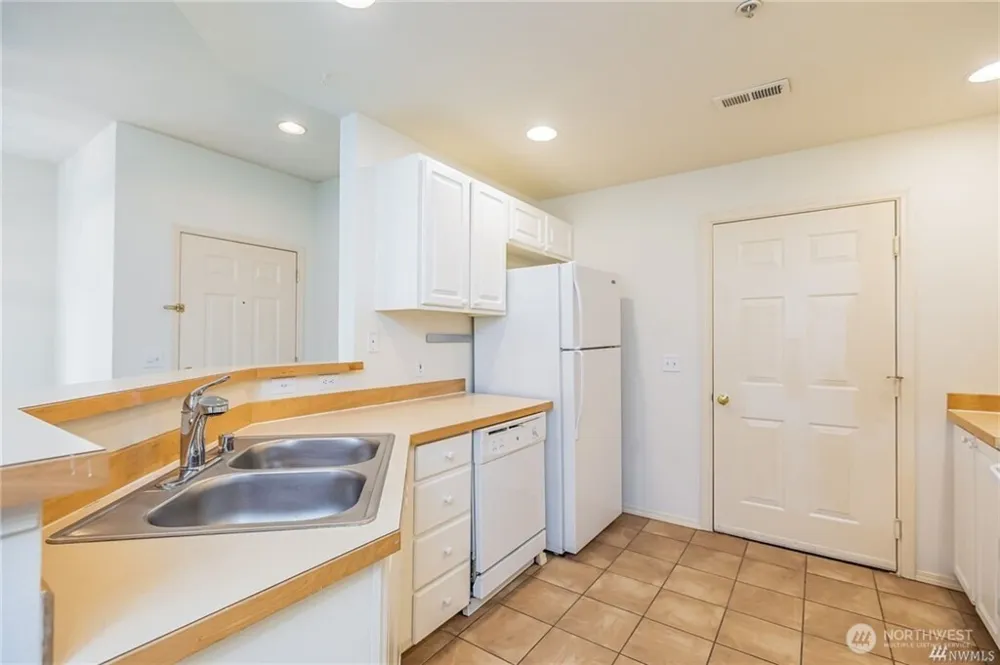 23790 SE Summerhill Lane Issaquah, WA 98029