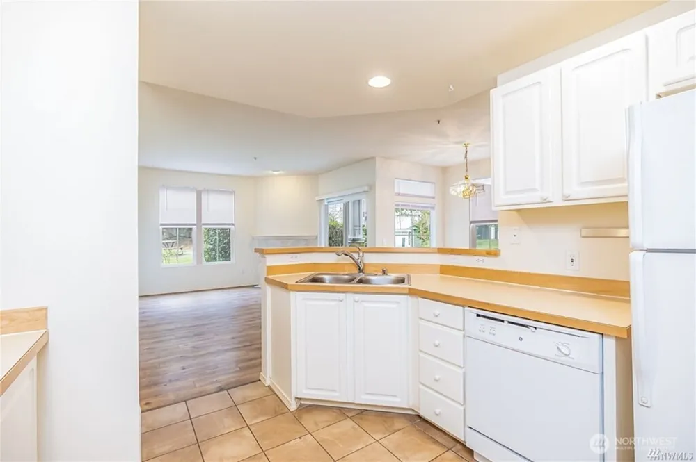 23790 SE Summerhill Lane Issaquah, WA 98029