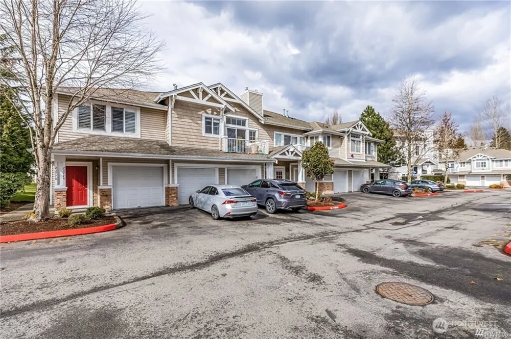 23790 SE Summerhill Lane Issaquah, WA 98029