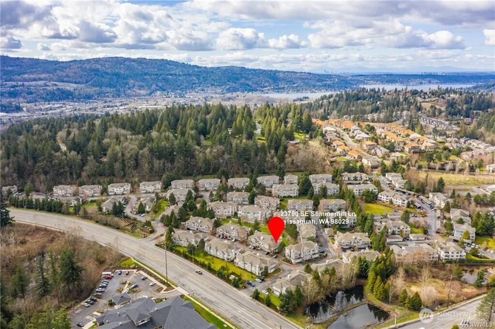 23790 SE Summerhill Lane Issaquah, WA 98029