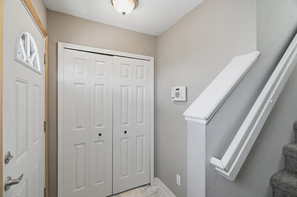 37782 Jefferson Avenue Harrison Charter Township, MI 48045