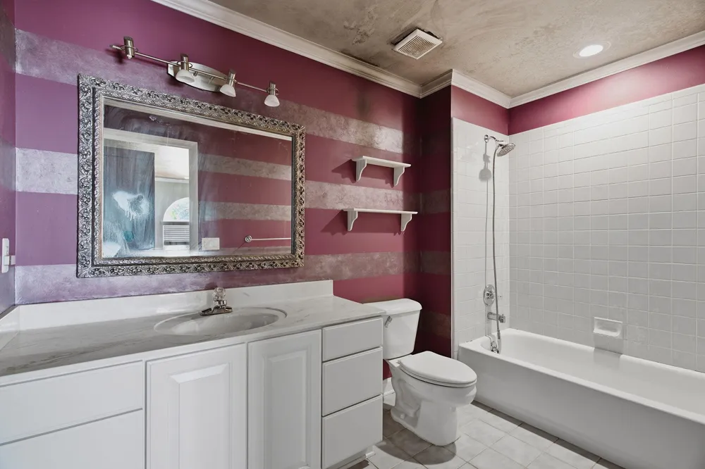 37782 Jefferson Avenue Harrison Charter Township, MI 48045