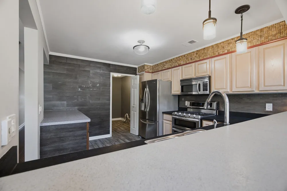 37782 Jefferson Avenue Harrison Charter Township, MI 48045