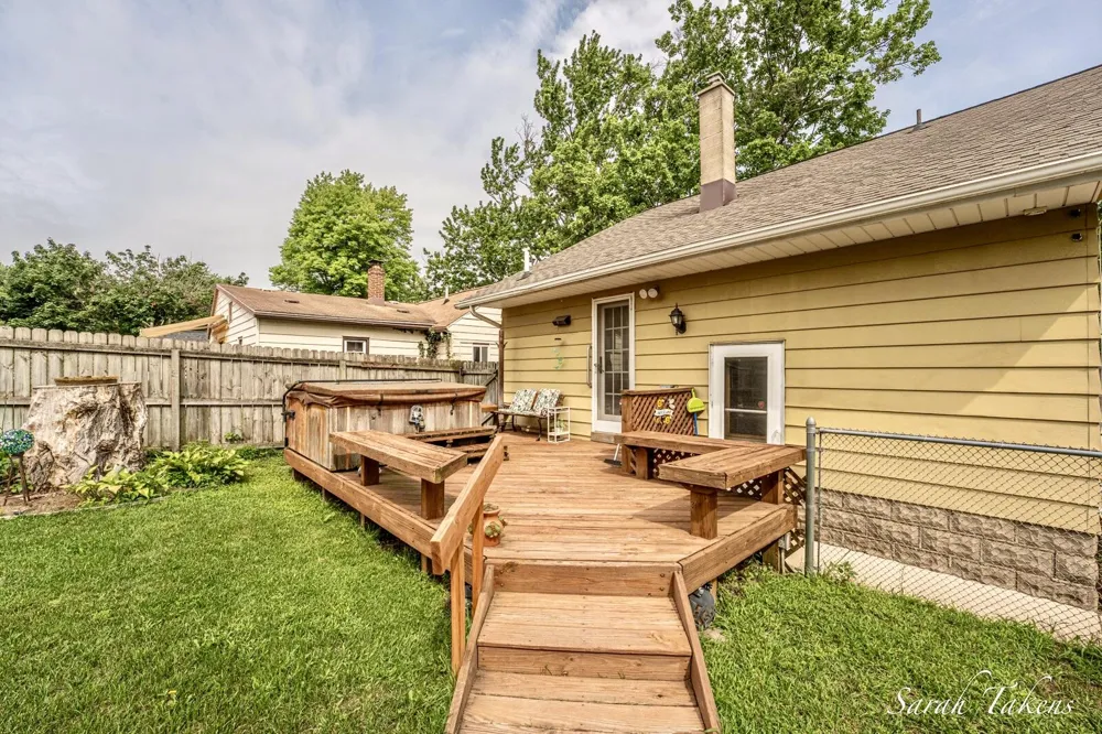 116 35th Street SE Wyoming City, MI 49548