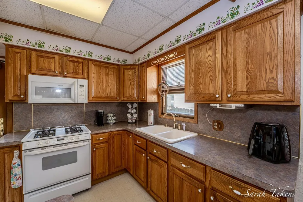 116 35th Street SE Wyoming City, MI 49548