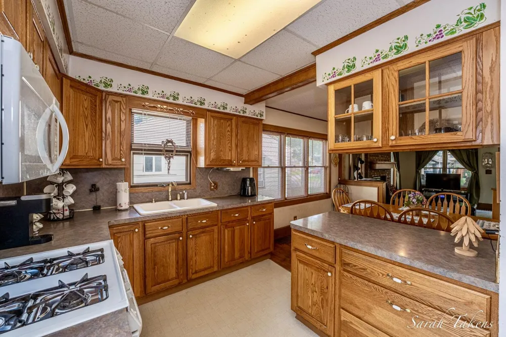 116 35th Street SE Wyoming City, MI 49548