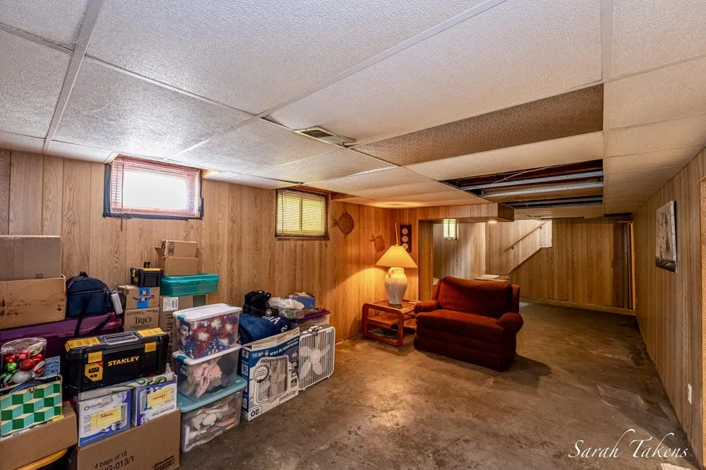 116 35th Street SE Wyoming City, MI 49548