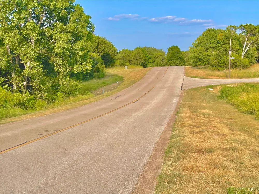 8033 Retreat Boulevard Cleburne, TX 76033