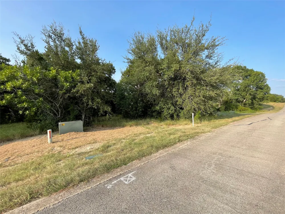 8033 Retreat Boulevard Cleburne, TX 76033