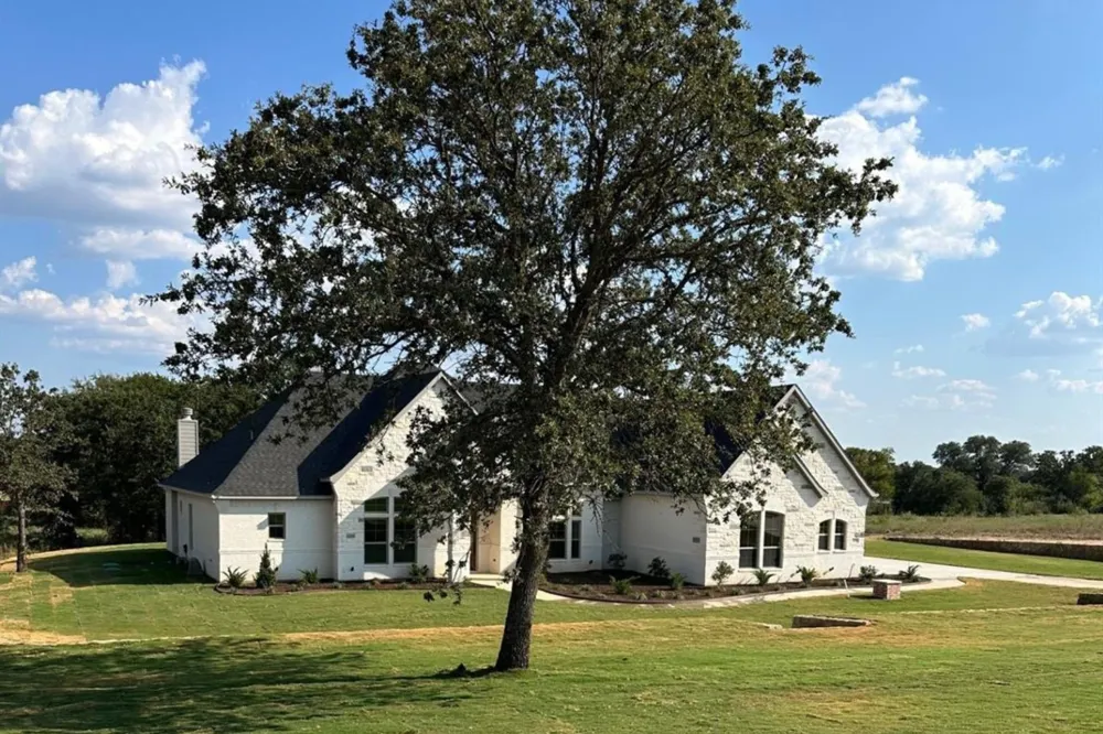 1009 Old Oaks Court Weatherford, TX 76087