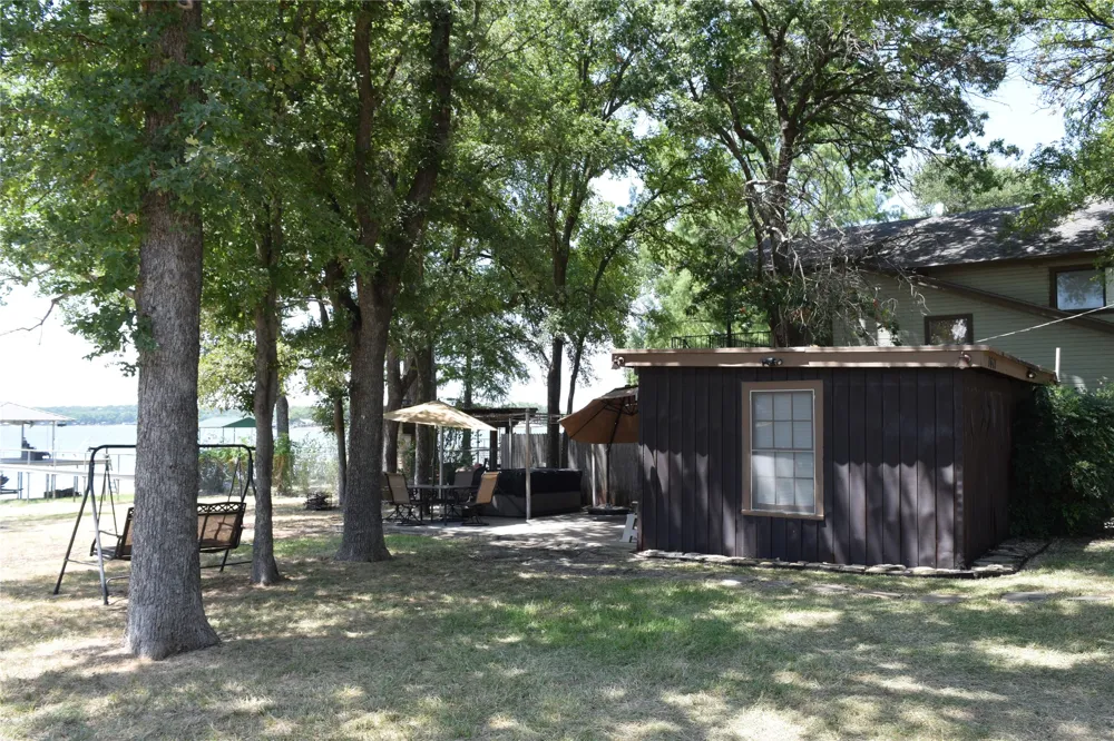 1411 E Lake Drive Weatherford, TX 76087