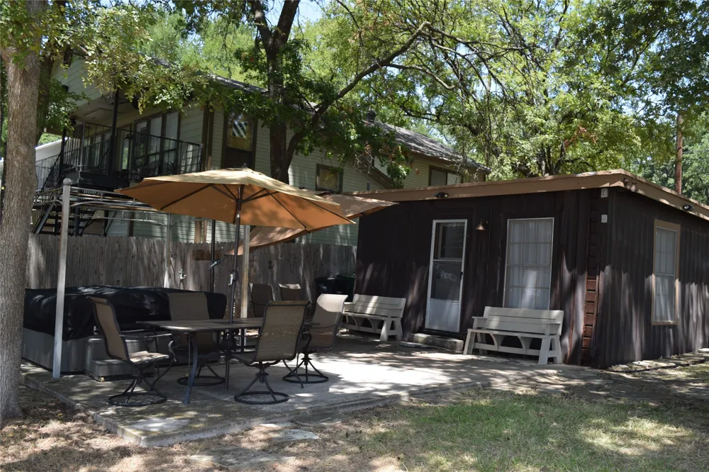 1411 E Lake Drive Weatherford, TX 76087