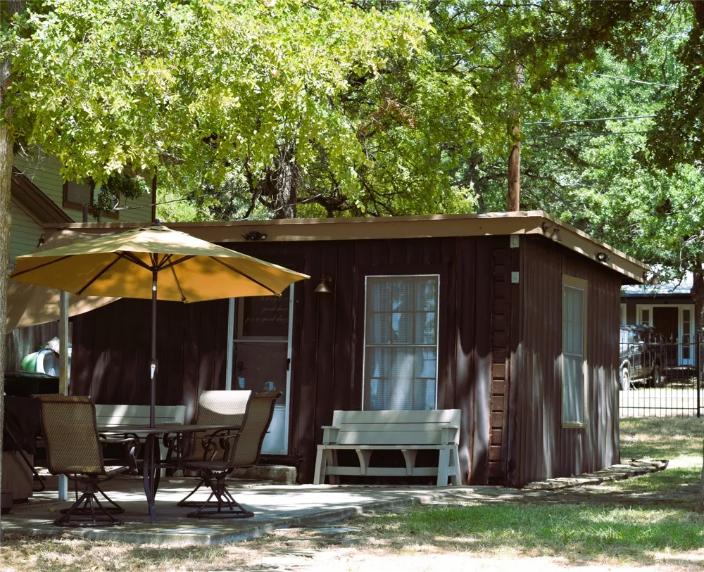 1411 E Lake Drive Weatherford, TX 76087