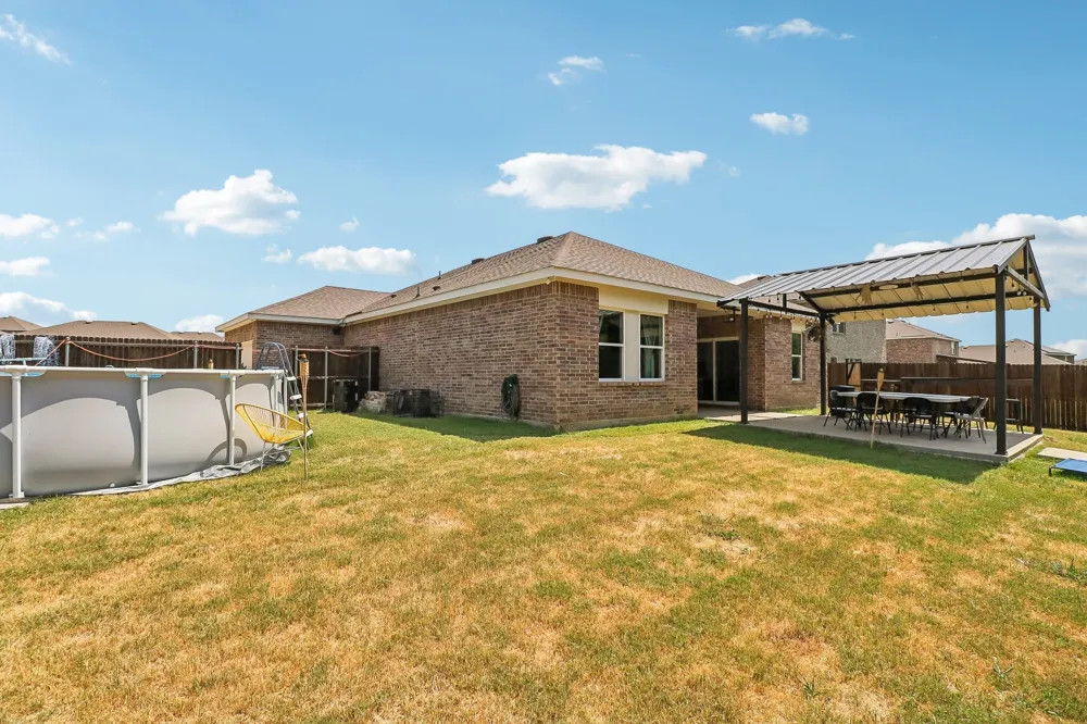 2573 Cinnamon Springs Road Glenn Heights, TX 75154